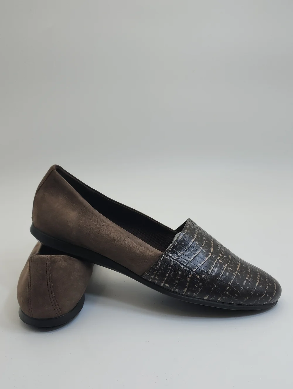 ECCO Women's Touch Ballerina 2.0 Croc-Embossed Leather Loafer Flats Size 41